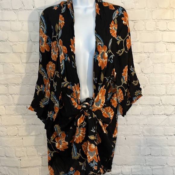 Patrons of Peace Kimono size L - Picture 6 of 8